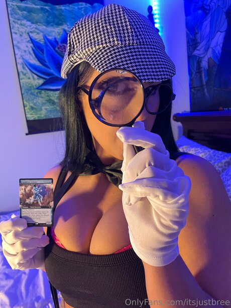 Itsjustbree ヌードモデル 写真