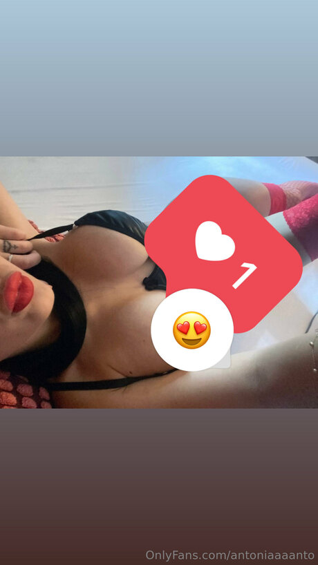 Antoniaaaanto エロティックモデル 写真