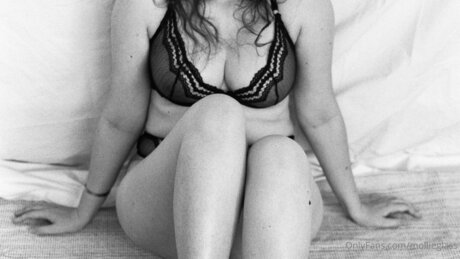 Mollieglass ホットなポルノスター ギャラリー