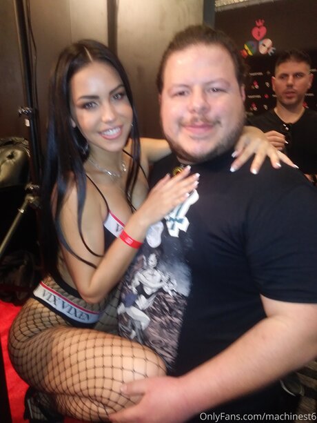 ナチュラルポーグオンリーファン 限定 画像