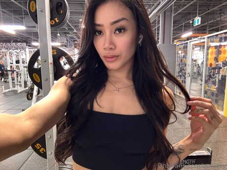 Aznlucy ポルノスター 高品質 写真