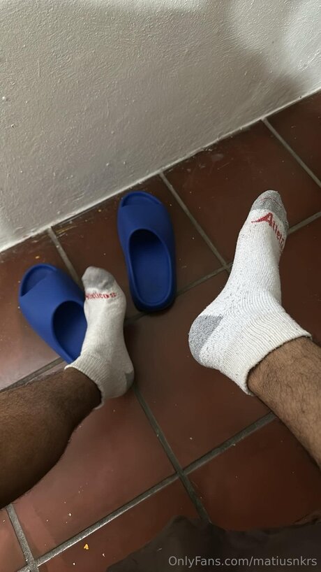 偽おっぱいオンリーファンズ ホットセックス 画像