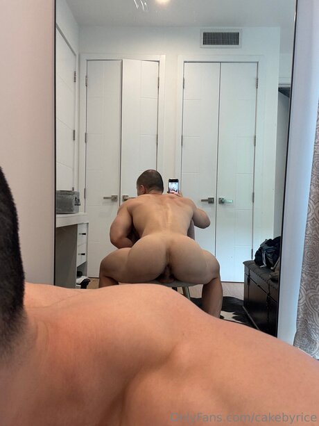 Cakebyrice ポルノモデル 写真