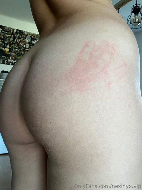 asmr ナース オンリーファンズ ヌード 画像