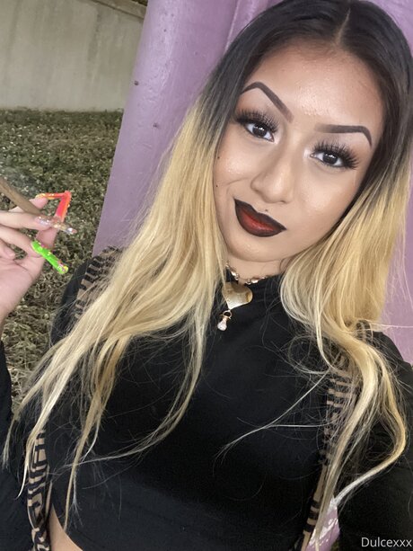 Latinabarbie96 ポルノモデル 写真