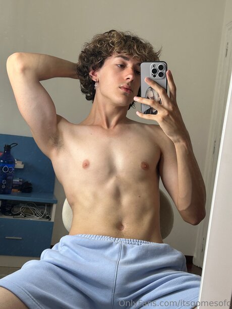 黒檀のアマチュアオンリーファンズ セクシー 画像