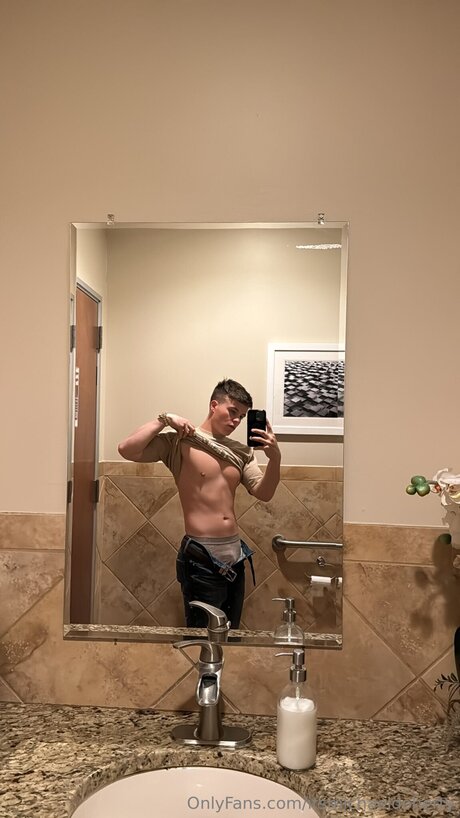 Itsmichaeldoherty ポルノスター HD 写真