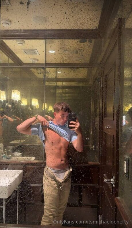 Itsmichaeldoherty 素敵なスター 写真