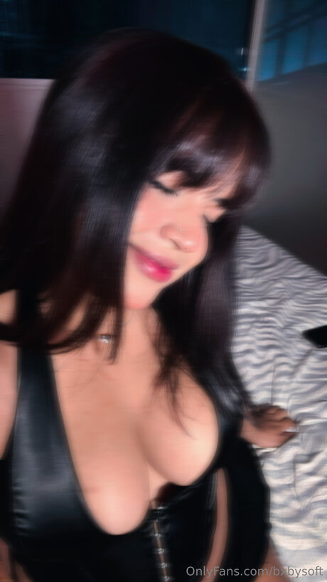 濡れたオマンコオンリーファンズ 美しい裸 写真