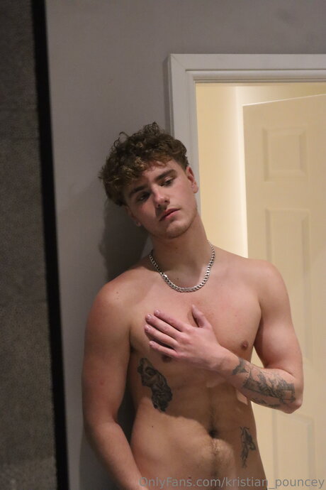 Kristian Pouncey セクシーなスター 画像