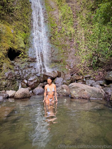 Tkhoneybun HDポルノスター 画像