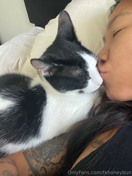 Tkhoneybun 最高の女優 写真