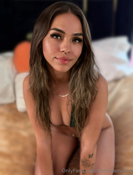 Sophieamirixx 美しいモデル 画像