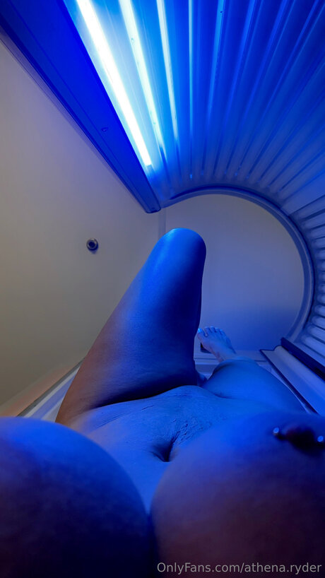 Theblondintheblue 裸モデル 写真