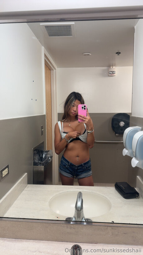 Sunkissedshaii 独占モデル 画像