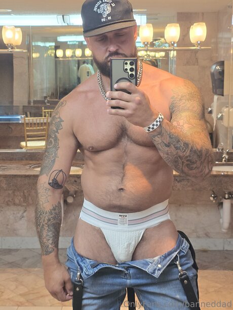 Banneddad セクシーなポルノスター 写真