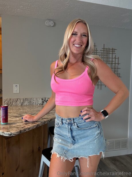 Rachelxrainefree かわいいスター 写真