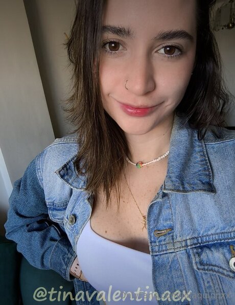 Lolaquinnxx 美しいモデル 画像