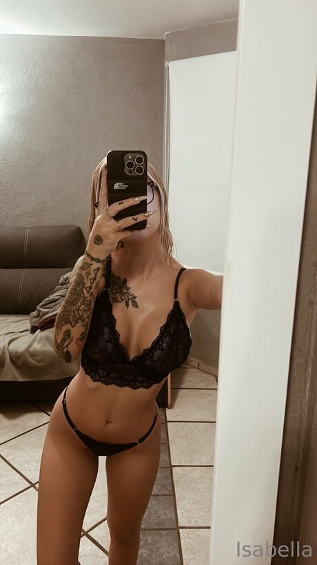 巨乳ディープスロートオンリーファンズ 無料ヌード 画像