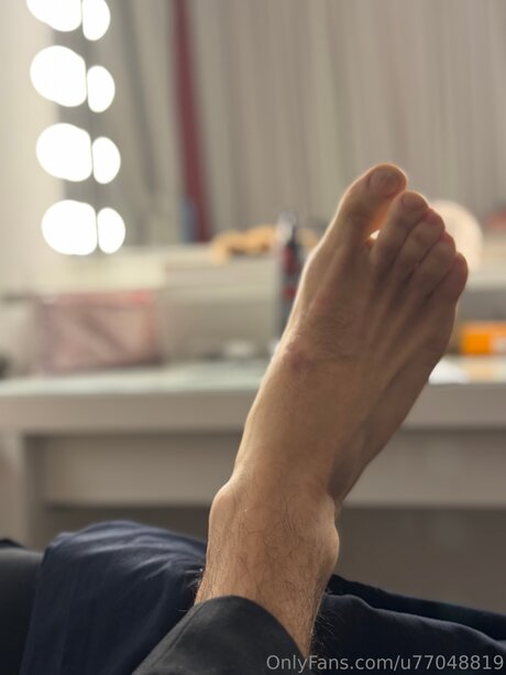 ニューハーフ ドミナトリックス オンリーファンズ アートヌード 写真