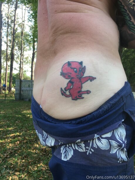 U13695137 高品質スター ギャラリー