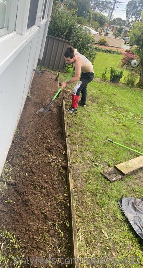 熟女オナニーオンリーファンズ ホット裸 画像