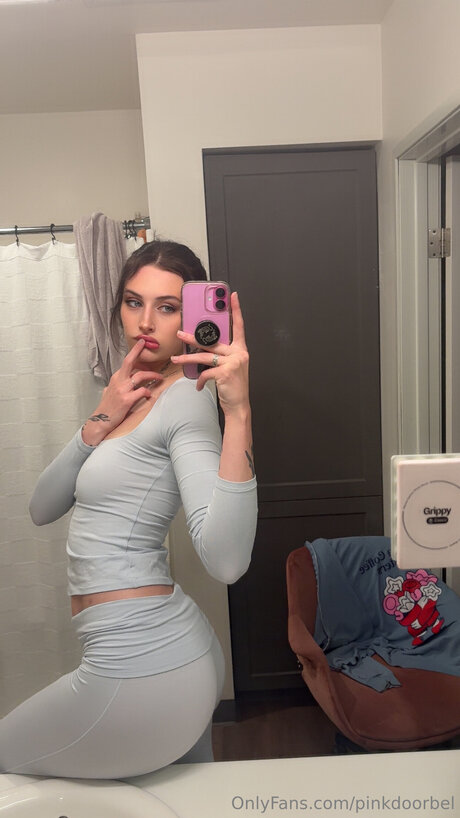 フェイシャルオンリーファンズ ポルノ 画像