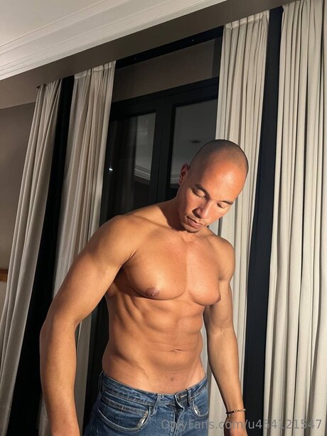 Dwayne Johnson Jr top profile image