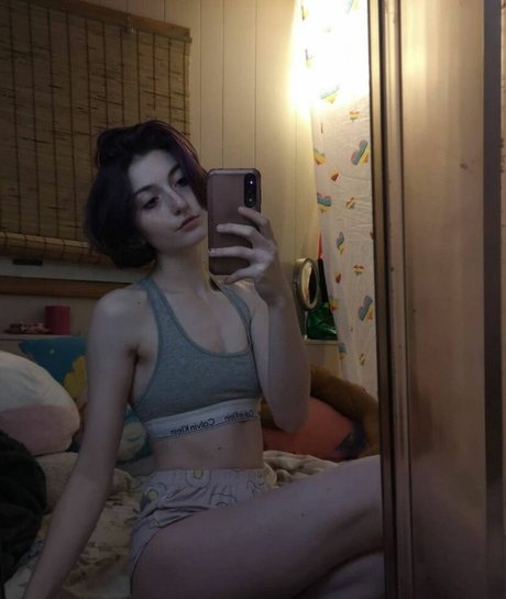 コスプレ ヘンタイ オンリーファンズ ホット裸 写真