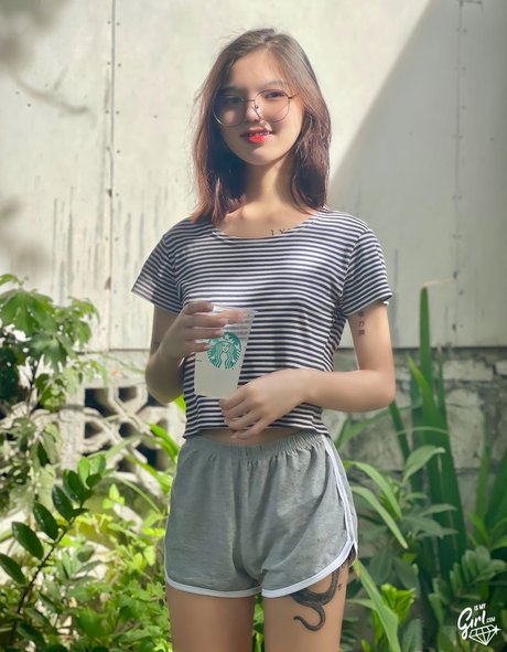 トランスティーンオンリーファンズ 美しい 写真