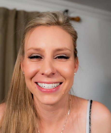 Sofia Grace ヌード女優 写真