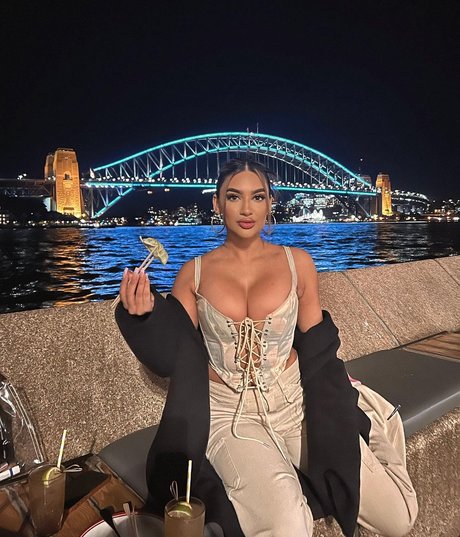 裸のシャワー オンリーファンズ ホットセクシー ギャラリー