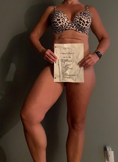 SexyFitMom スターセックス ギャラリー