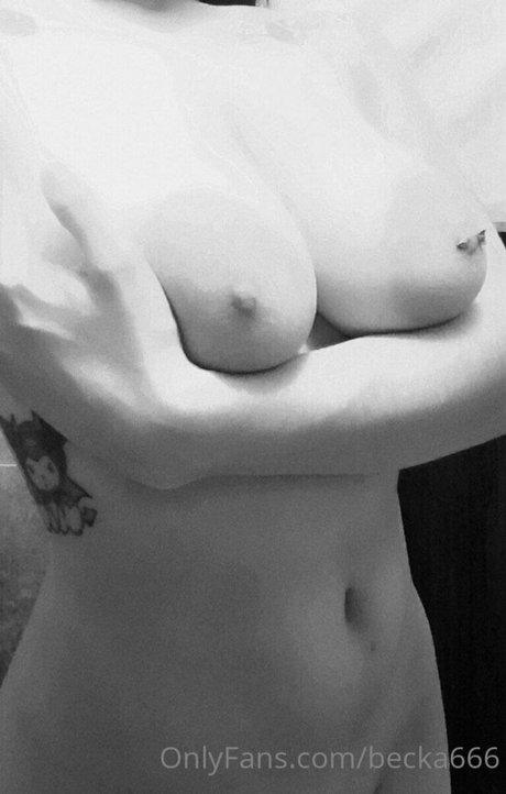Becka666 素敵なモデル 画像