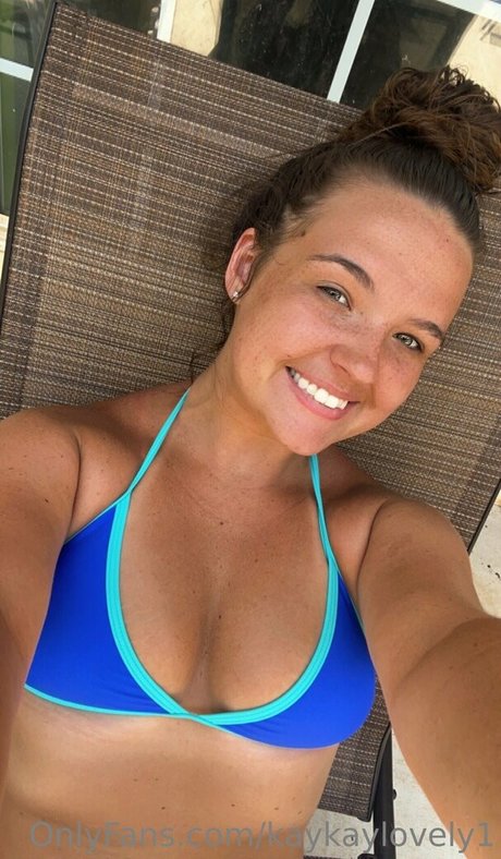 kaykaylovely1 top profile image