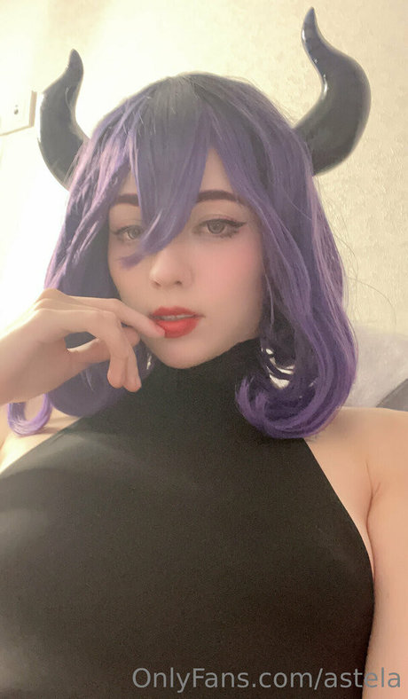 熟女ストリップオンリーファンズ アートヌード 写真