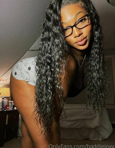 baddiejoyy セックススター 写真