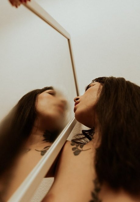 Natth セックスモデル 写真