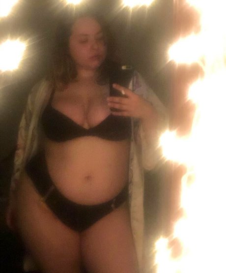 最もホットな裸のオンリーファンズ ホットセクシー 写真