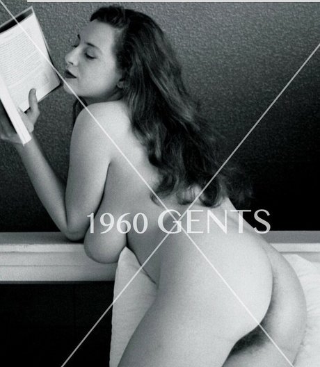 Misha Lowe ポルノスター ヌード 写真