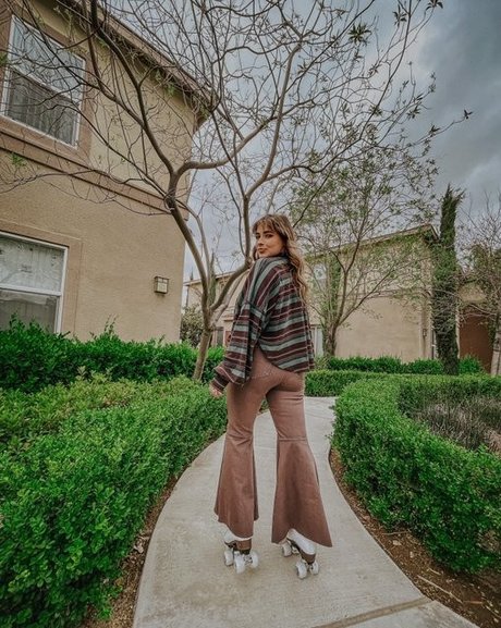 オンリーファンズを崇拝する セクシー裸 写真