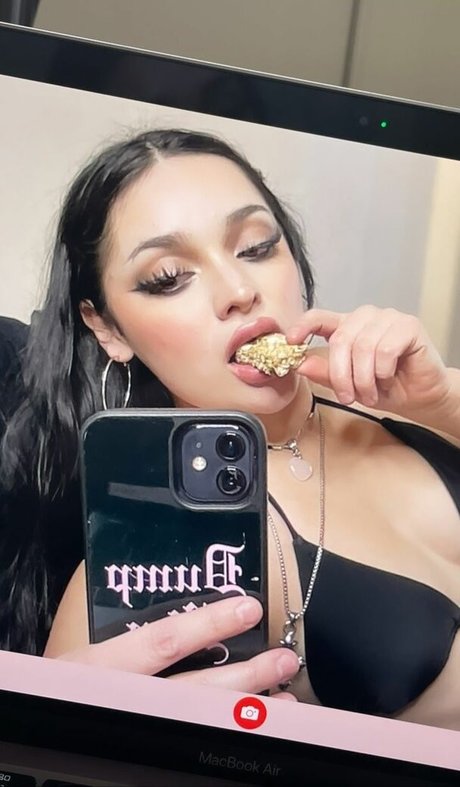 フェラチオ アジア人 オンリーファンズ 無料ヌード 写真