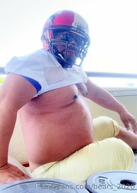 bears 2020 完璧な女優 写真