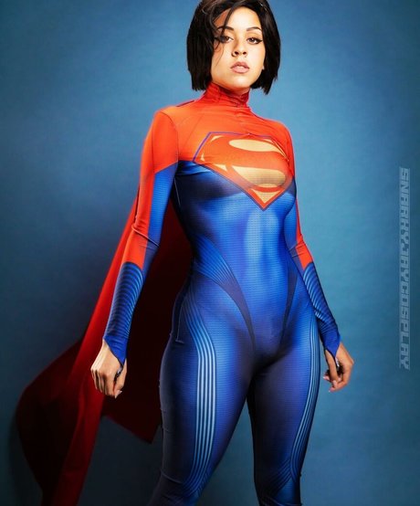 SnarkyJayCosplay 裸モデル 写真