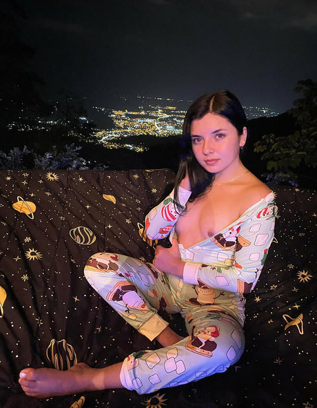 Salome Colucci 美しい女優 写真