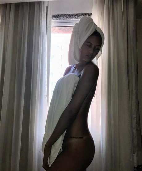 Elina Rodriguez トップスター 写真