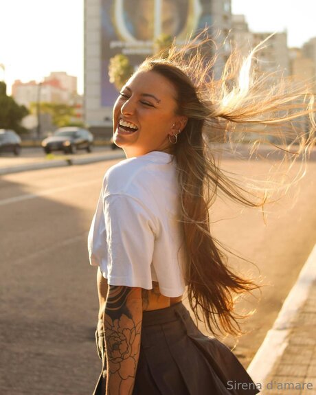 痩せた美女オンリーファンズ 美しいヌード 写真