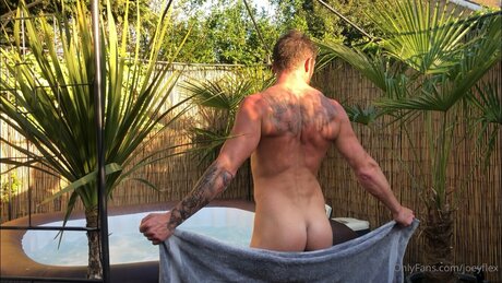 Joeyflex69 セックスモデル 写真