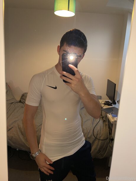 Dominantboyyy スター xxx 写真