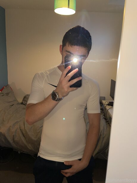 Dominantboyyy 可愛いモデル 写真